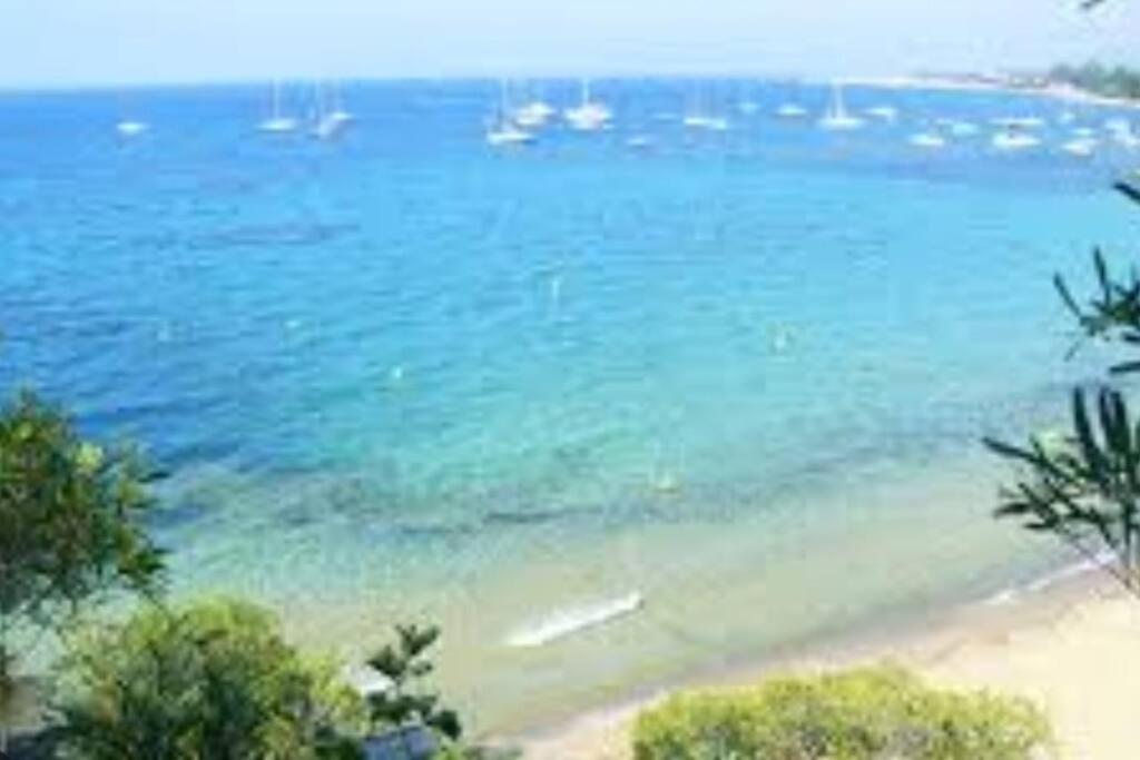 2 Pieces * La Londe-les-Maures